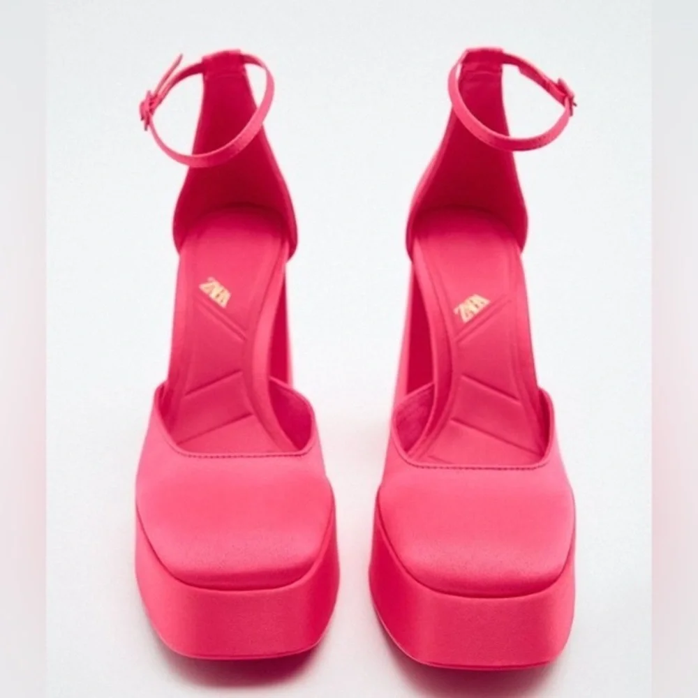 ZARA HEELED PLATFORM SHOES‎